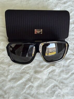 Dolce & Gabbana Black Sunglasses w/ Case, & Dust Bag